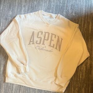 Hollister Cream Crewneck Sweatershirt
